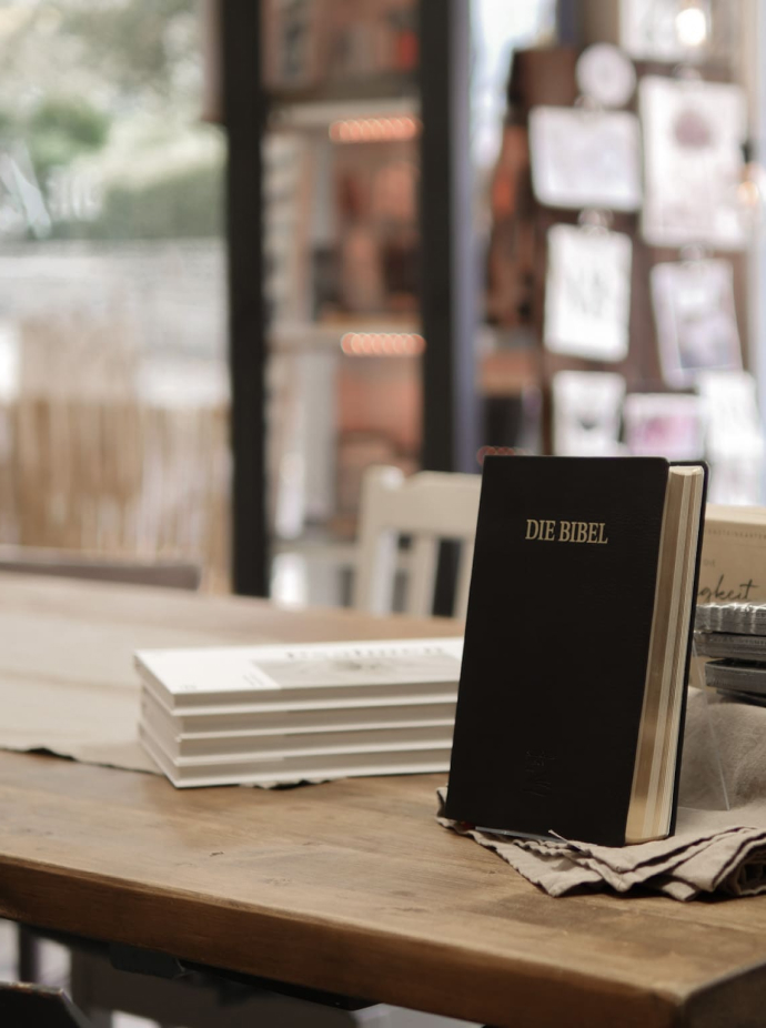 Dorfschatz_christliche_Literatur_Bibel